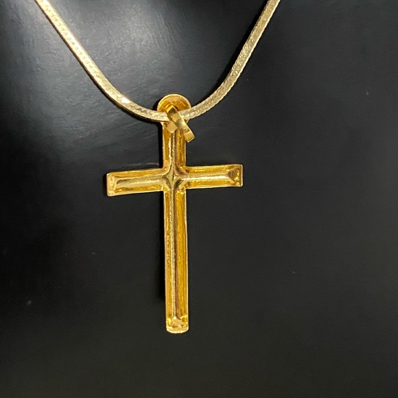 22K Gold Cross Pendant Only - Picture 4 of 5